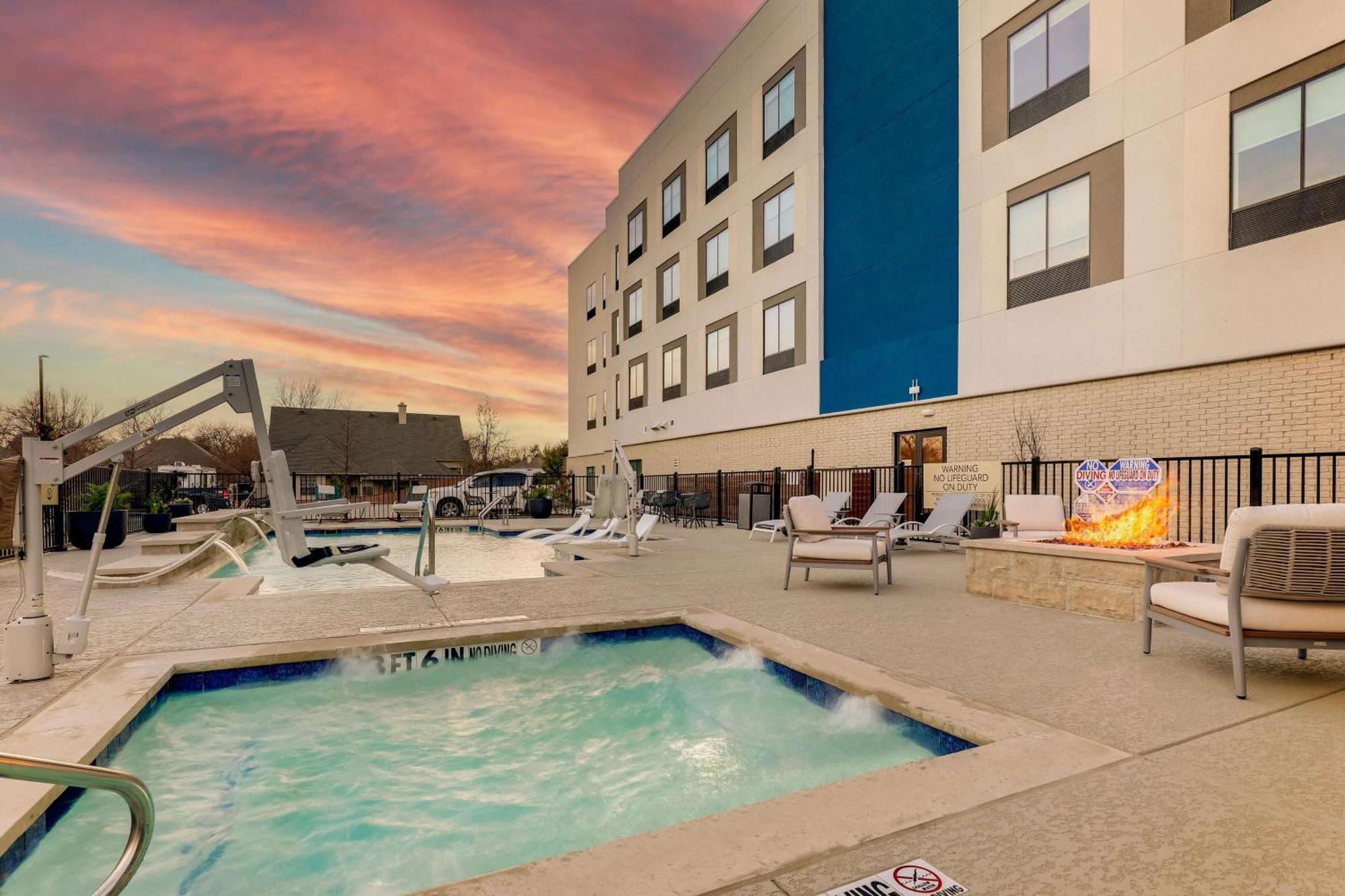 Hampton Inn & Suites Weatherford, Tx Екстериор снимка